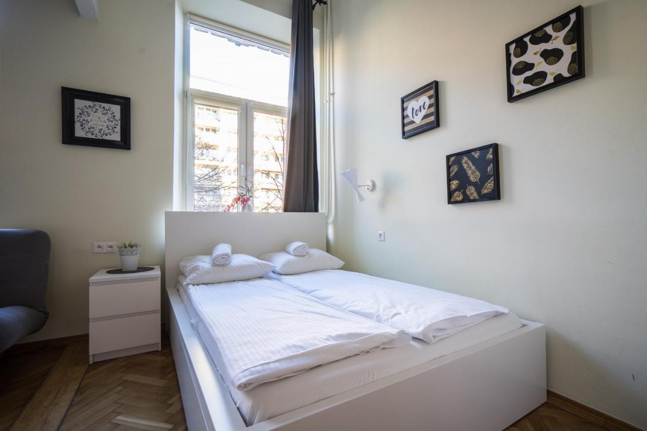 Elegant Apartment Copernicus Warschau Exterior foto